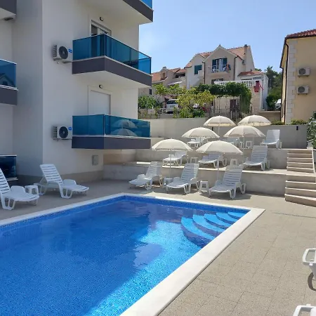 Apartment Blueview