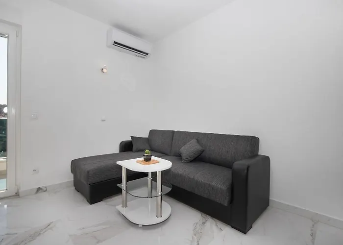 Blueview 포스티라